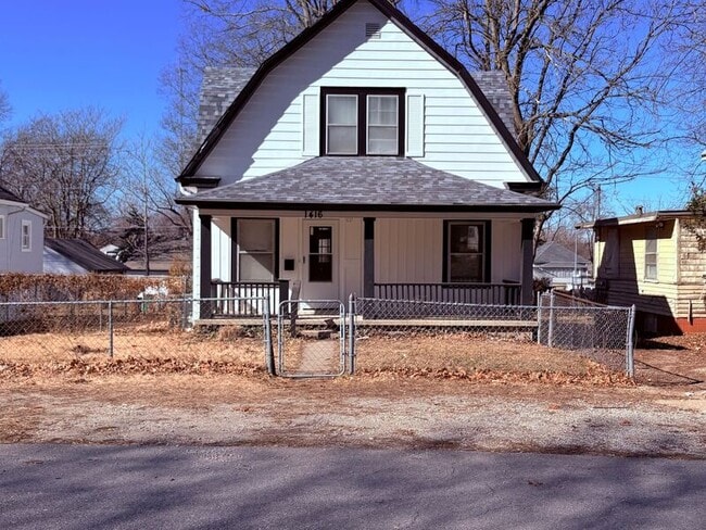 Foto del edificio - 1416 S Hardy Ave