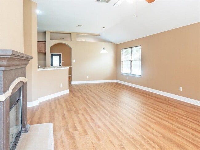 Building Photo - 166 Caraway
