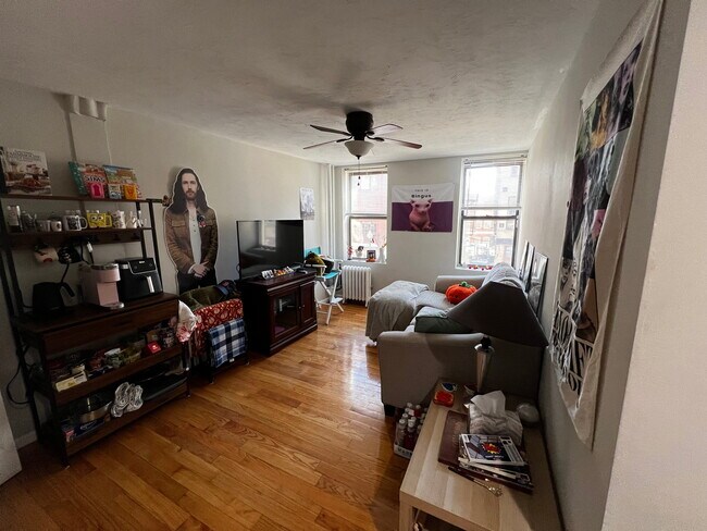 Foto del edificio - 220 Hanover St