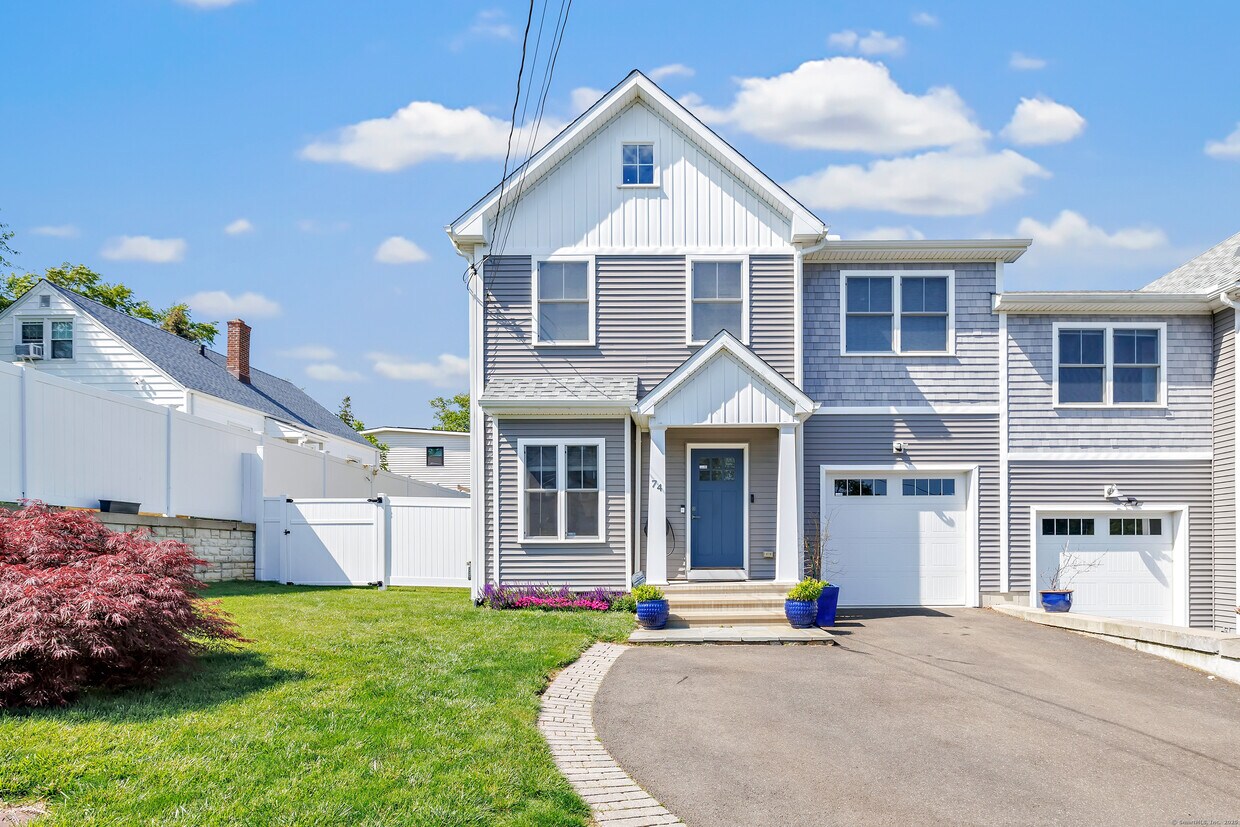 Foto principal - 74 Sterling St