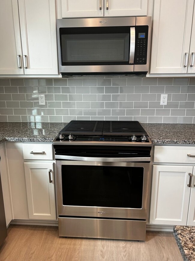 Building Photo - 1 BED 1 BATH ADU
