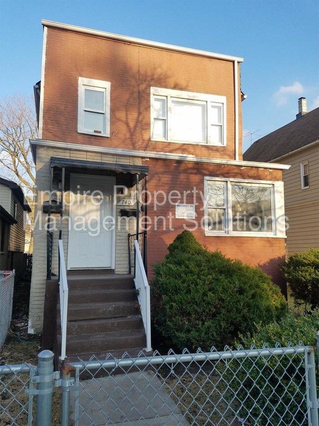 Modern Apartment For Rent In Chicago Il Apartments Primary Photo Modern Apartment