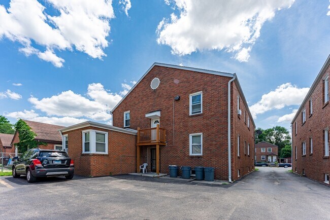 Foto del edificio - 2315 Auburn St