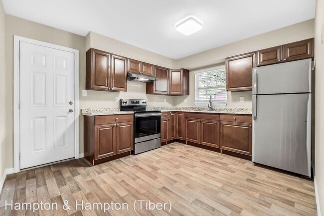 Building Photo - 2 br, 1 bath House - 1100 BIRCHWOOD CT UNIT B