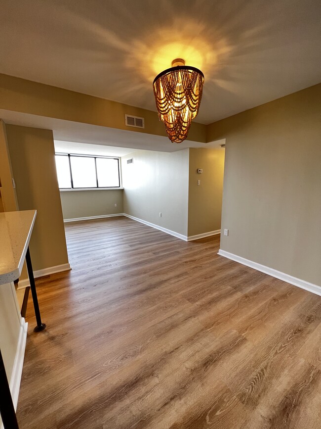 Dining room - 220 Linden St