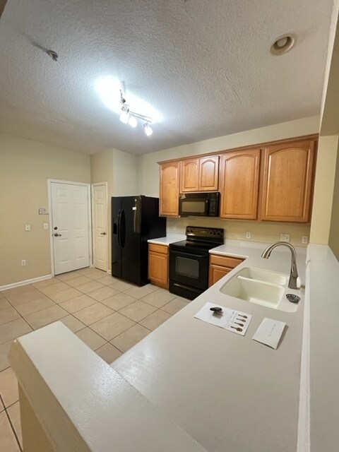 Building Photo - 3582 Shallot Dr