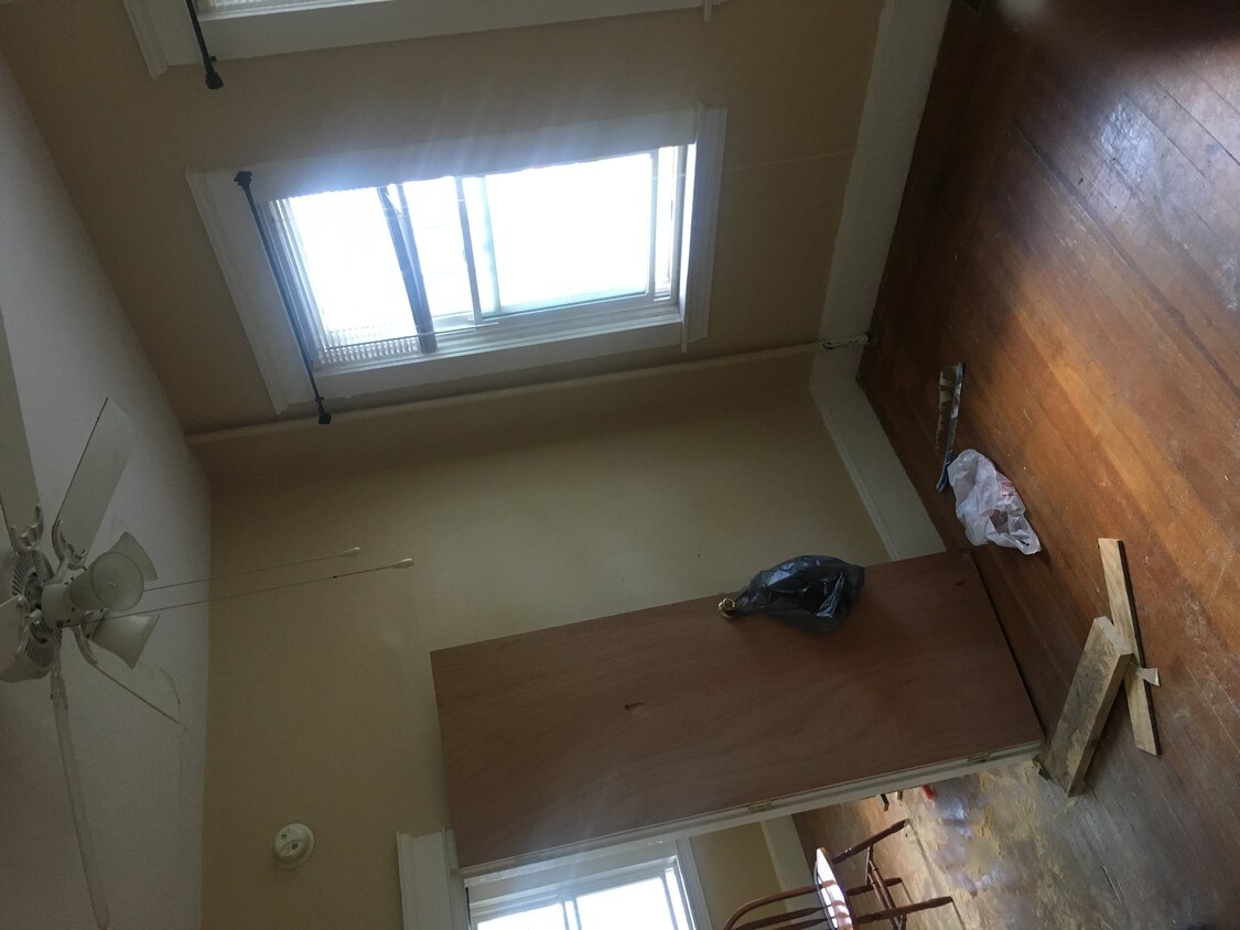 Primary Photo - 38 Pengrove St