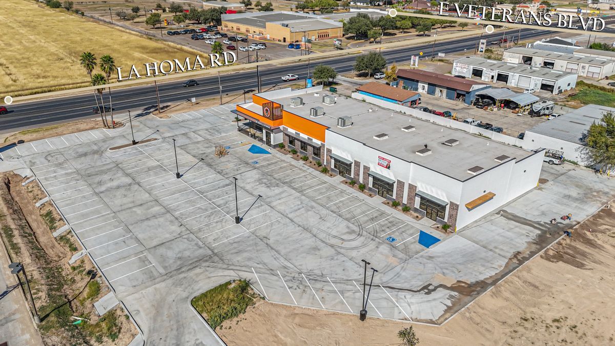 Foto principal - 180 N La Homa Rd