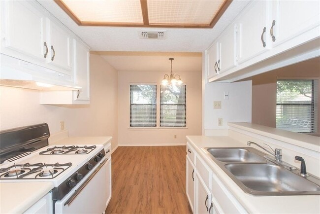 Building Photo - 12311 Cahone Trail