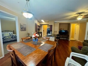 Building Photo - 7575 Kirby Dr