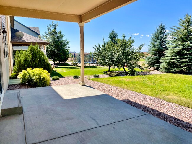 Building Photo - 9320 Sky King Dr