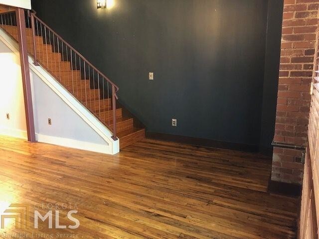 Foto del edificio - 205 Johnson Ave