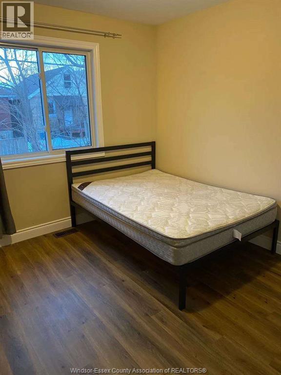 Photo du bâtiment - 721 Partington Ave