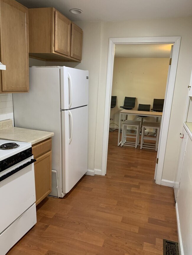 9 Euclid Ave Apartments in Providence, RI