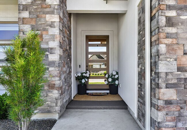 Building Photo - House for Lease in the Hills of Dry Creek Ranch