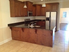 Building Photo - 109 Ledbury Cove