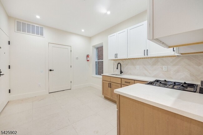 Foto del edificio - 10 School St