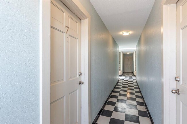 Foto del edificio - 1413 23rd Street Rear