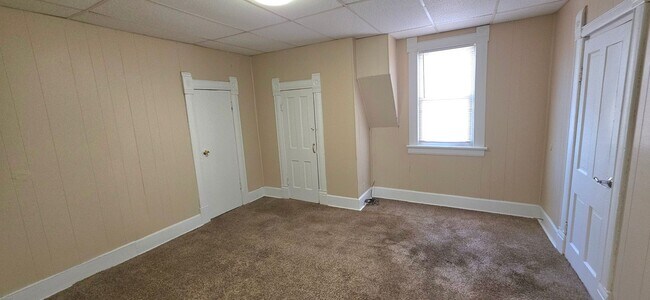 Foto del edificio - Cozy home with central heat & air for $650!