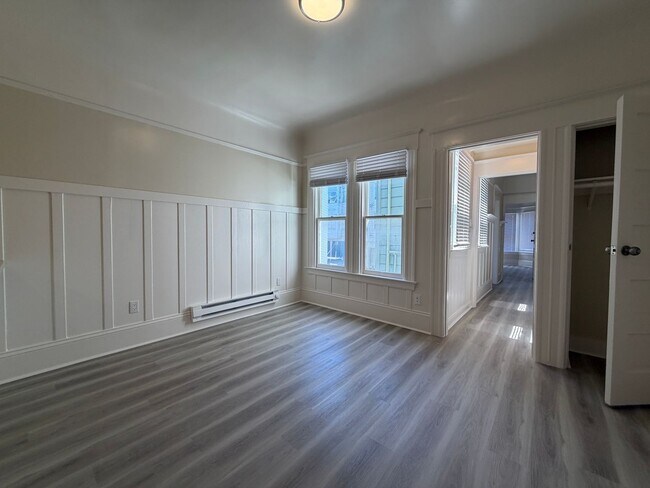 Building Photo - 569-571-571 Minna St