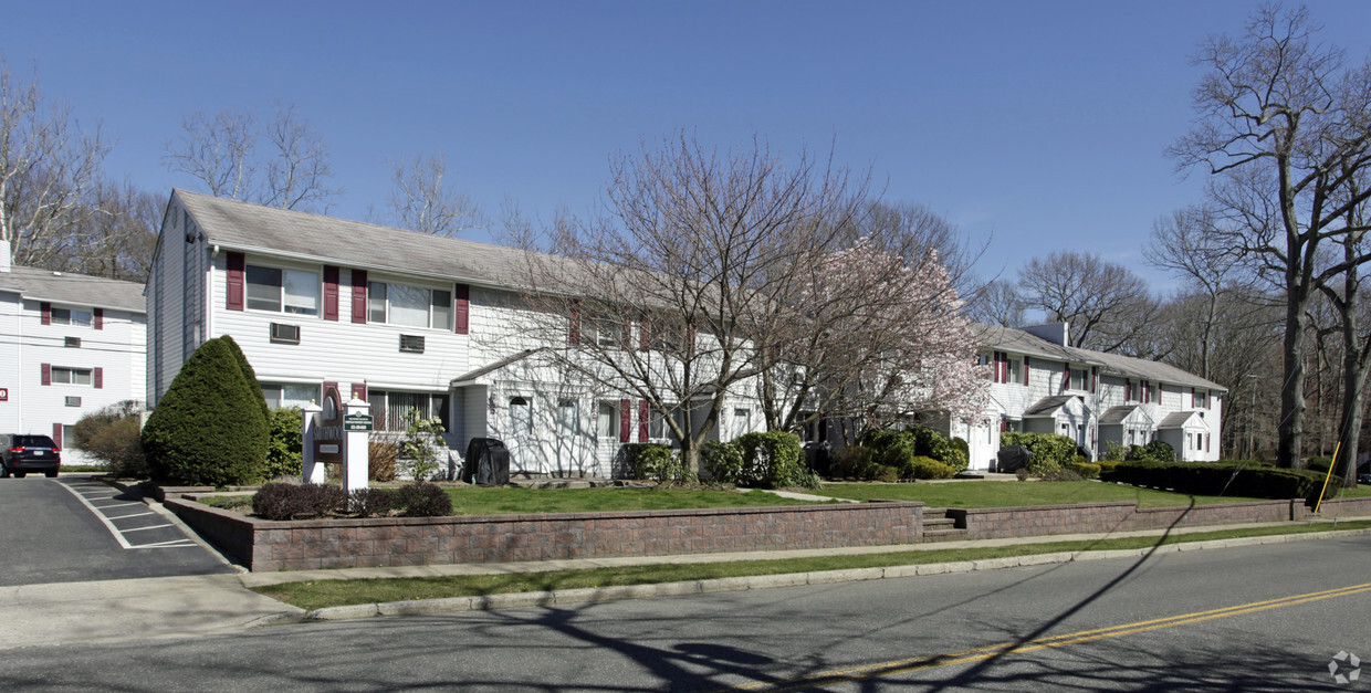 Apartments Near Smithtown Ny