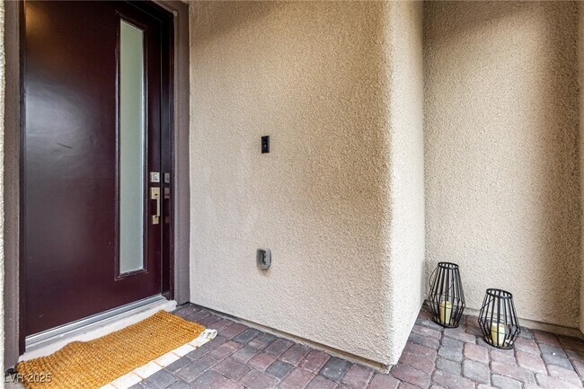 Foto del edificio - 759 Rogue Wave St