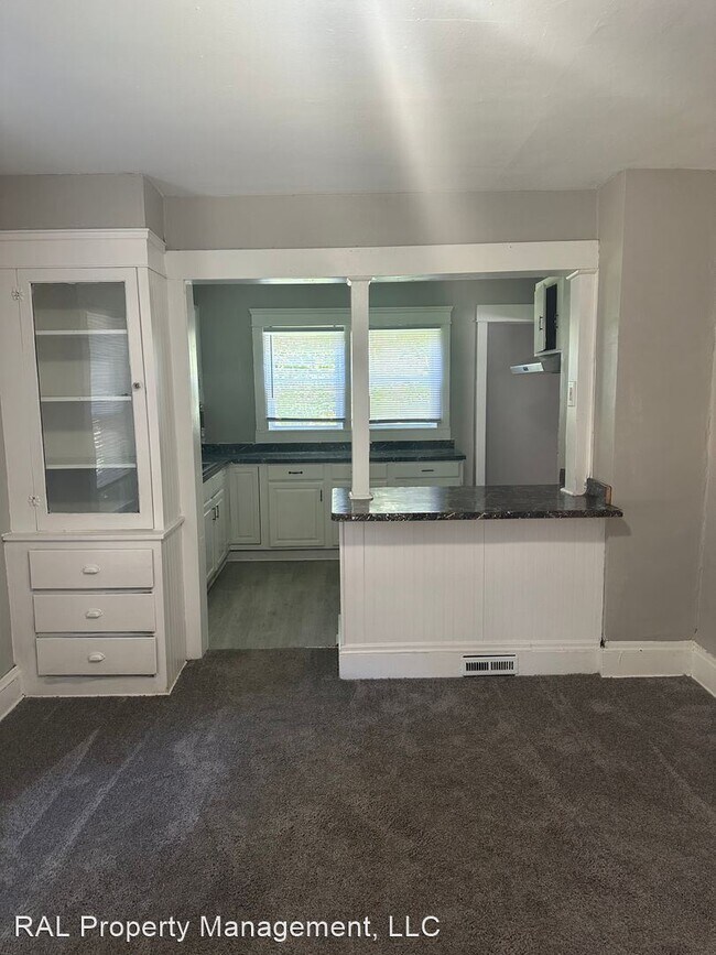 Foto del edificio - 3 br, 1 bath House - 401 E 123rd St