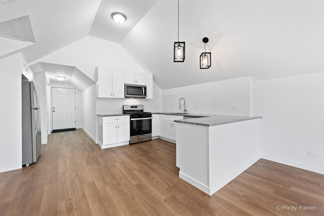 Foto del edificio - 544 Hainesville Rd