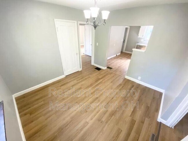 Building Photo - 1131 Wilmont Ct