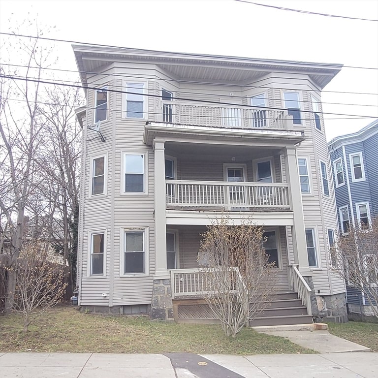 50 Lithgow St Unit 3, Boston, MA 02124 Room for Rent in Boston, MA