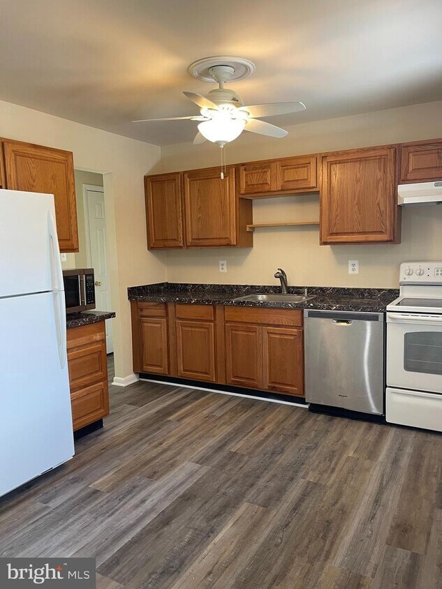 6423 Lancaster Dr, Warrenton, VA 20187 House Rental in Warrenton, VA