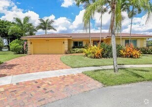 Building Photo - 16746 Waters Edge Dr