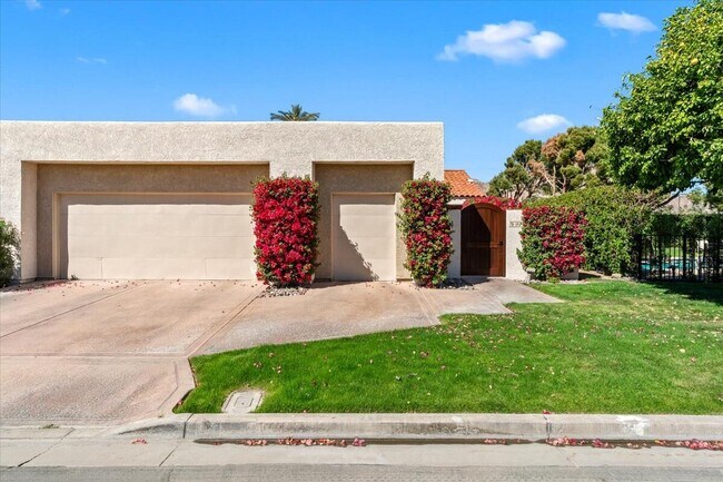 Building Photo - 78193 Cll Norte
