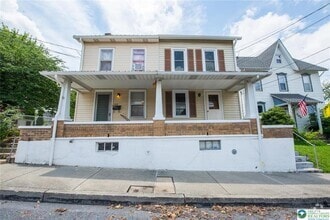Building Photo - 308 S 5th St