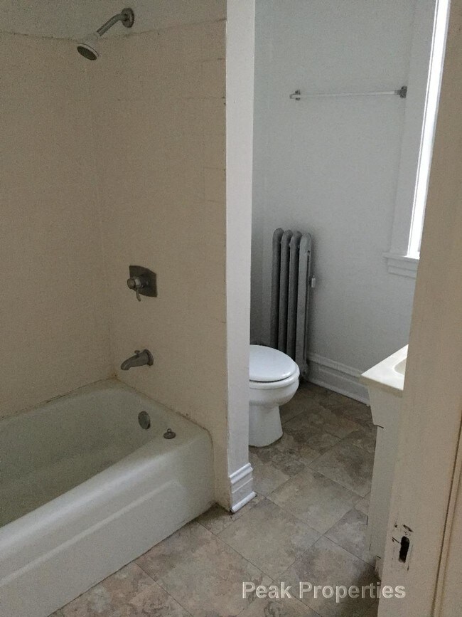 Foto del edificio - 543 W Arlington Pl