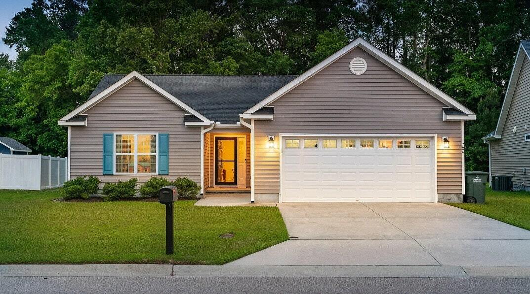 Primary Photo - 704 Arbor Dr