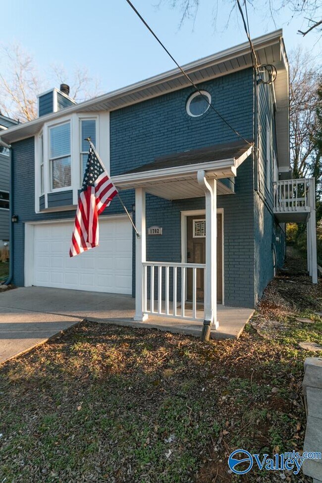 Foto del edificio - 1702 Randolph Ave SE