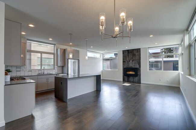 Building Photo - 2019 NW 60th St