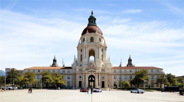 Foto del edificio - 39 S Los Robles Ave