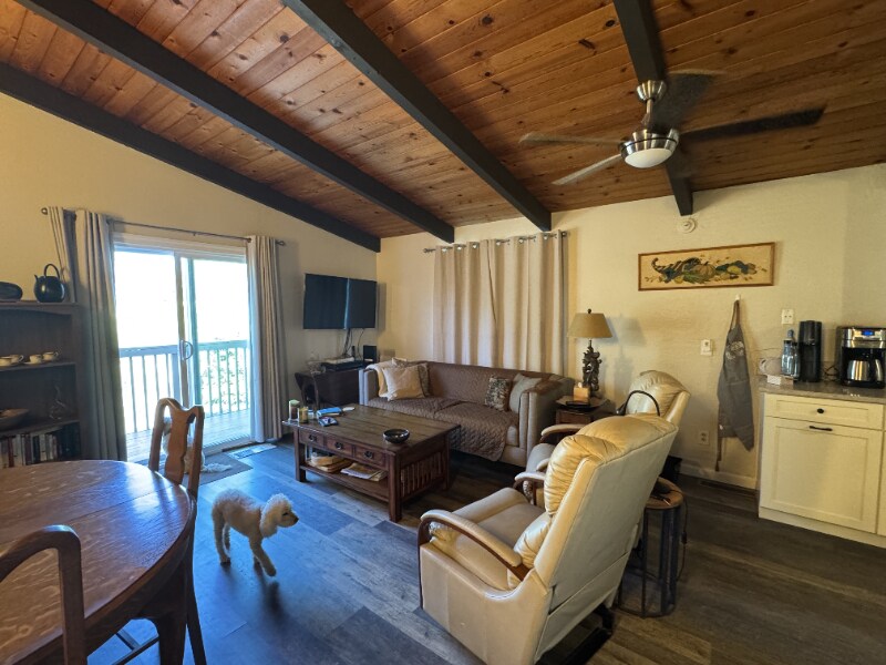 Foto principal - 23256 Lone Pine Dr