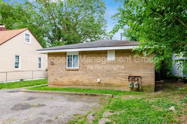 Building Photo - 776 Northview Ave