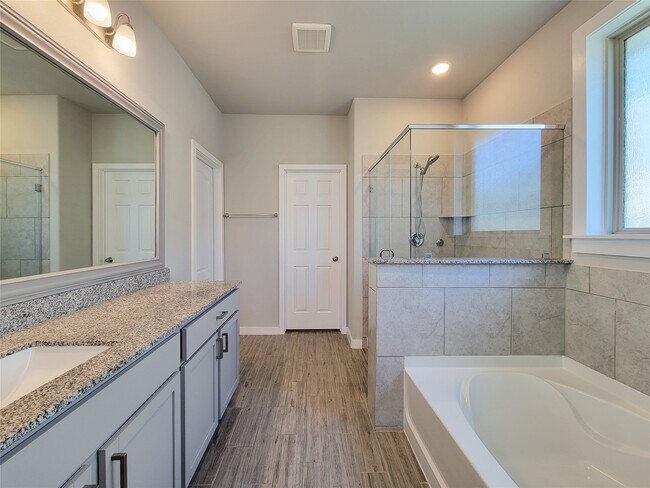 Foto del edificio - 31402 Conover Dr