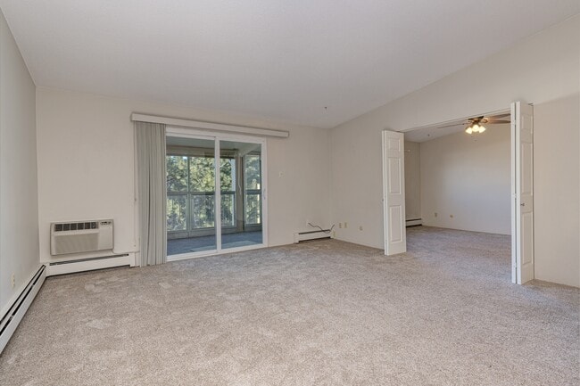 Photo - 3022 S Wheeling Way Townhome