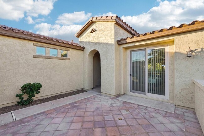Foto del edificio - 12600 W Rosewood Ln