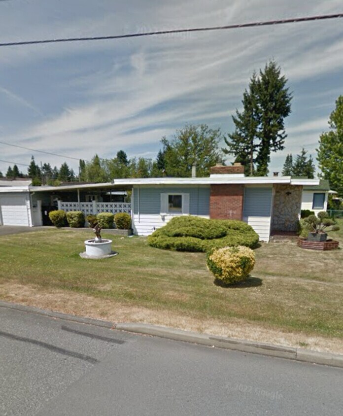 Photo principale - 1004 Moyse Cres