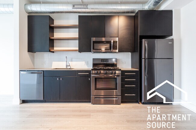 Foto del edificio - 931 W Belmont Ave