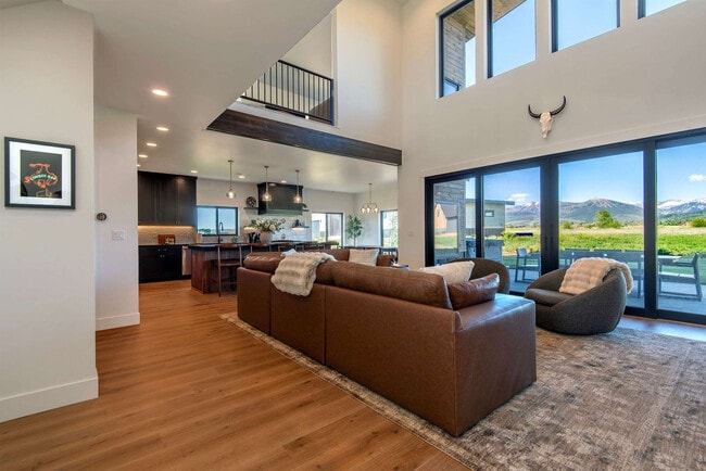 Building Photo - 1601 Jackrabbit Ln