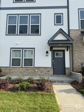 Building Photo - 1732 Blanche St