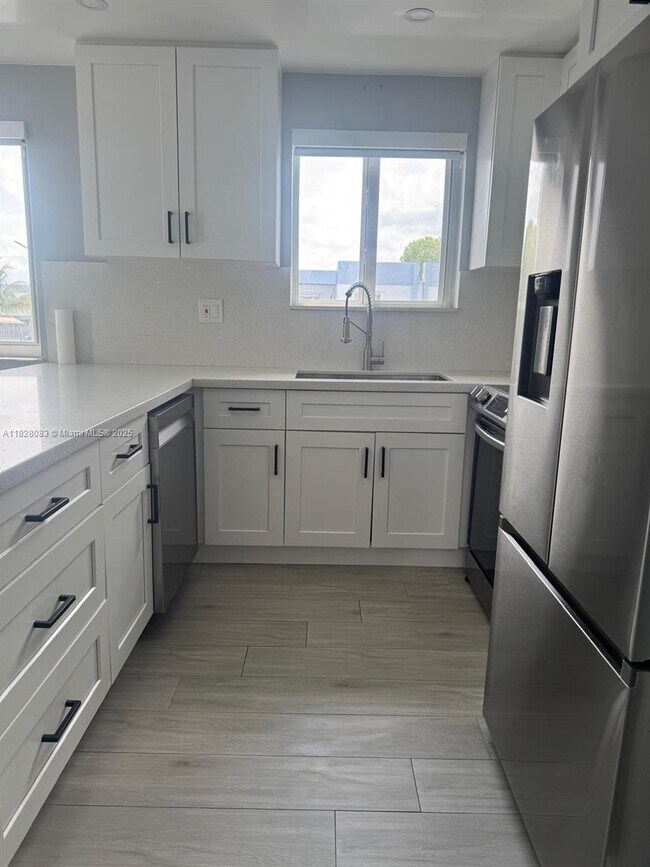 Foto del edificio - 6221 SW 131st Ct