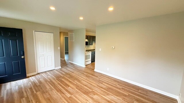 Foto del edificio - LAWRENCE TWP 3 BEDROOM AVAILABLE NOW!